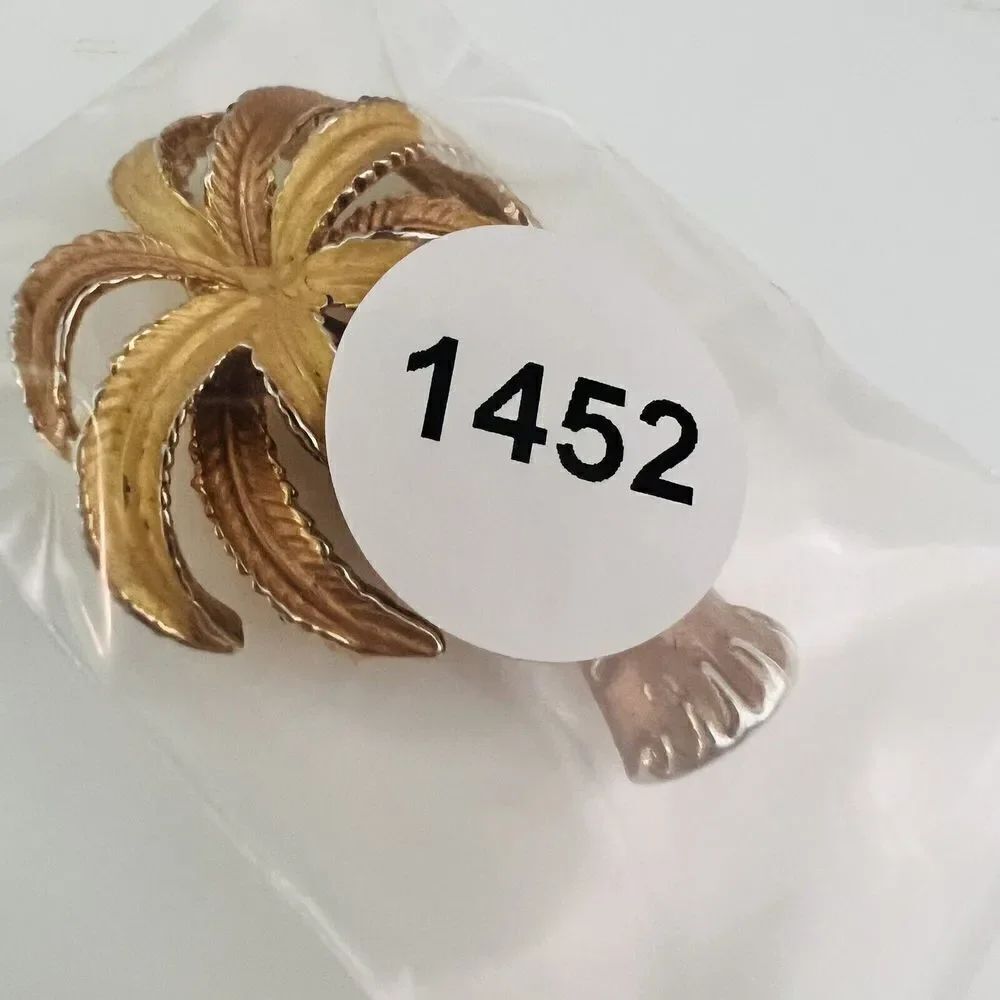 Vintage Textured Gold Tone Enamel Tropical Palm Tree Pin Brooch 1452 - Picture 9 of 9